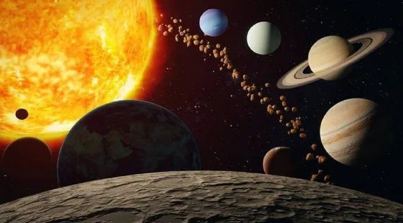 Surya Gochar 2024: आज से इन राशियों के अच्छे दिन शुरू, मिथुन के सूर्य कराएंगे मालामाल