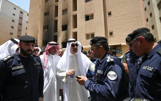 Kuwait Building Fire: बिल्डिंग में रखे थे गैस सिलेंडर और कार्डबोर्ड! छत के दरवाजे थे बंद, कुवैत सरकार ने उठाया ये कदम
