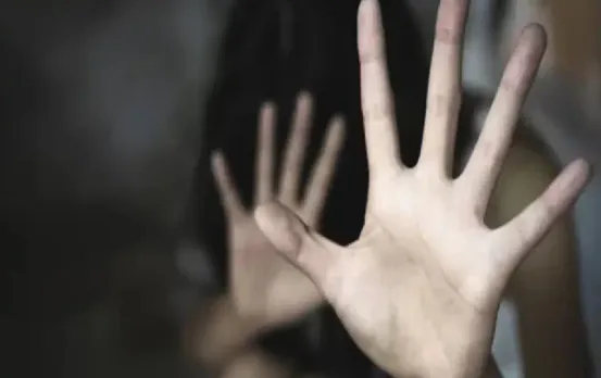 एमपी में बढ़ रहे रेप के मामले: 10 वीं की छात्रा के साथ पांच लोगों ने किया गैंगरेप, दोस्त के साथ की मारपीट