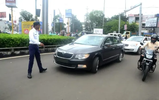 MP Vehicle Registration: MP के बाहर से खरीदी है गाड़ी तो जुलाई से पहले करवा लें ये काम, नहीं तो जब्त हो जाएगा व्हीकल