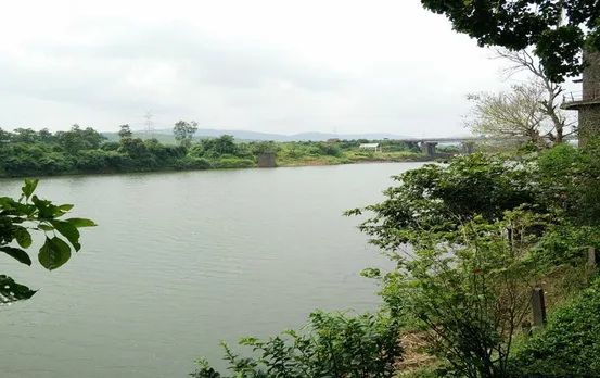 Maharashtra Boat Capsized: 20 श्रमिकों को ले जा रही नौका नदी में पलटी, अब तक 18 श्रमिकों को बचाया