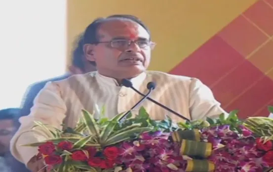 MP Elections 2023: सीएम शिवराज ने की अचलेश्वर महादेव की पूजा, सिंगल क्लिक से बहनों के खाते में डाली चौथी किस्त