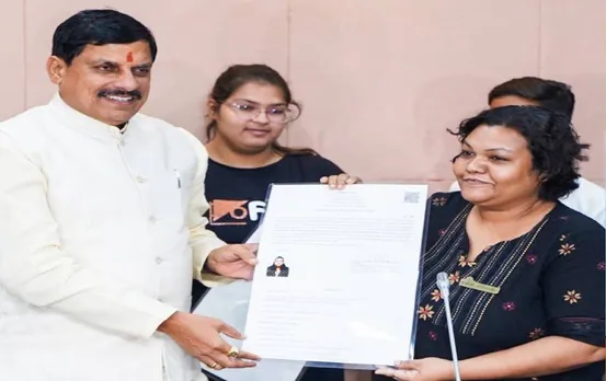 CAA के तहत 3 लोगों को दी भारत की नागरिकता: बांग्लादेश और पाकिस्तान से भोपाल आए लोगों को  मिला सर्टिफिकेट