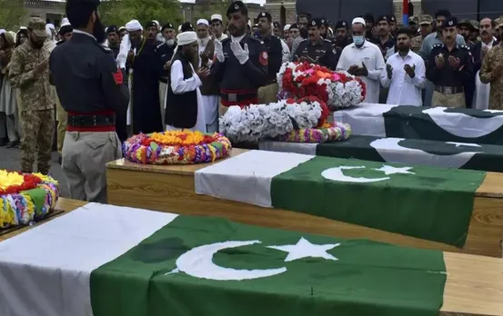 Terrorist Attack In Pakistan: पाकिस्तान में बड़ा आतंकी हमला, एयरबेस में घुसे आतंकवादी