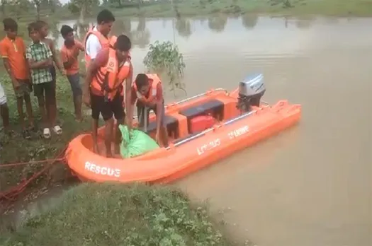 Weather Update: दुर्ग में 6 स्कूली बच्चों का एसडीआरएफ की टीम ने किया रेस्क्यू, भारी बारिश का अलर्ट जारी
