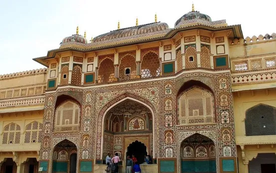 Sheesh Mahal Jaipur: वास्तुकला का एक अद्भुत नमूना है शीश महल, ये नहीं देखा तो क्या देखा