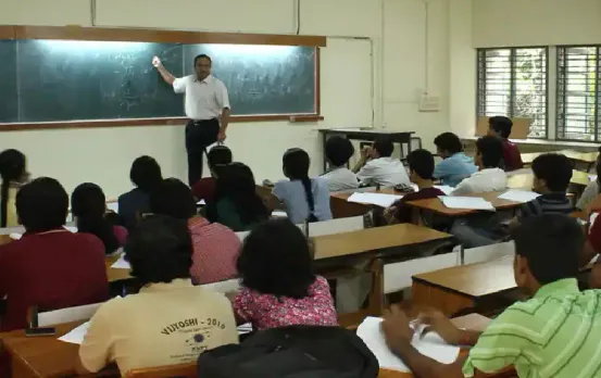 State Eligibility Test 2024: CG SET परीक्षा में ये अपडेट, Assistant Professor बनने के लिए इस तारीख तक Application