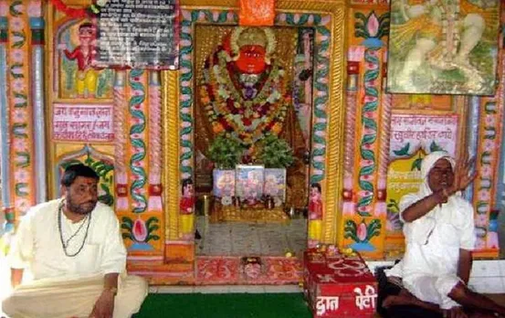 Mohas Hanuman Mandir: मप्र के इस मंदिर में बूटी चबाते ही जुड़ जाती है टूटी हड्डी, चमत्‍कार या कुछ और...जानें पूरा रहस्‍य