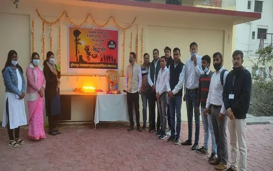 Union Group: पुलवामा आतंकी हमले में शहीद हुए जवानों को श्रद्धांजलि व भारतमाता की आरती हूंई सम्पन्न