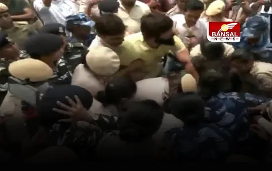 Wrestlers Protest: दिल्ली के जंतर-मंतर पर पहलवानों का जोरदार हंगामा, हिरासत में लिए पहलवान