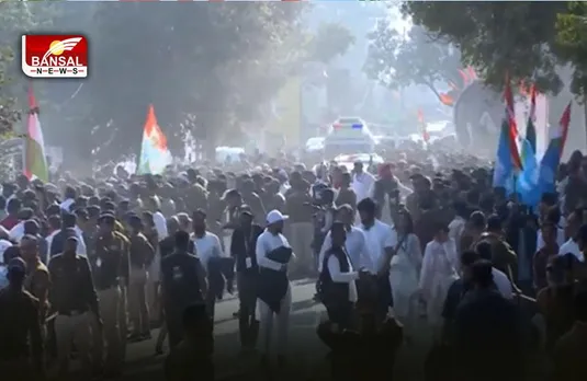 Bharat Jodo Yatra Live Updates MP : स्कूल में रुकी भारत जोड़ो यात्रा, शाम 4 बजे फिर होगी शुरूआत