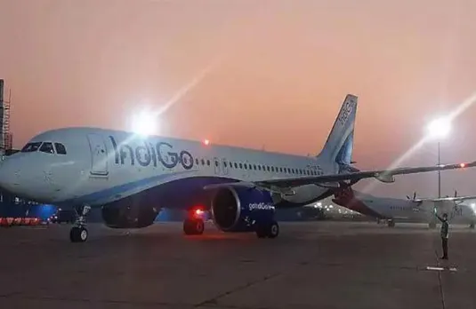 Indigo: इंडिगो फ्लाइट की दिल्ली में एमरजेंसी लैंडिंग