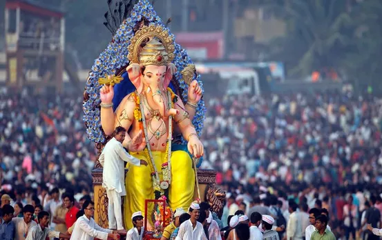 Ganesh Utsav 2023: इन एथनिक आउटफिट के साथ करिए बाप्पा का स्वागत, लुक लगेगा बिल्कुल क्लासी