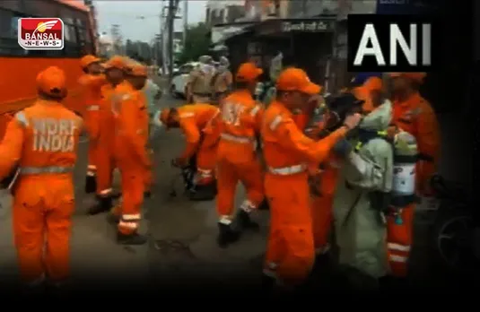 Punjab-Maharashtra Disaster: गैस रिसाव से नौ की मौत, गोदाम ढहने से तीन की गई जान