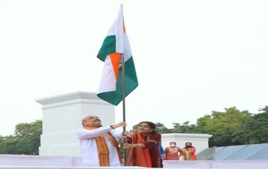 Har Ghar Tiranga: हर घर तिरंगा अभियान का आगाज, अमित शाह ने अपने आवास पर लहराया राष्ट्रध्वज
