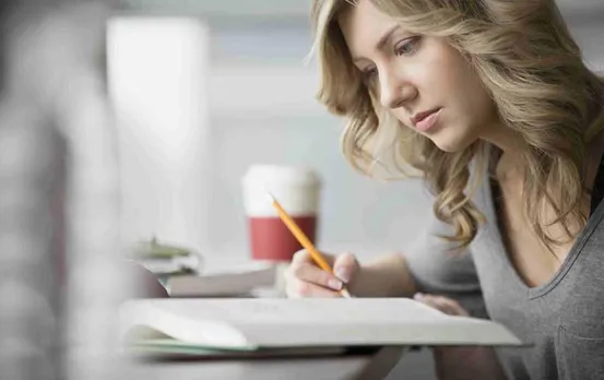 How To Focus On Studies: पढ़ाई में नहीं लगता है मन, पढ़ें ये 5 टिप्स, बदल जाएगी ज़िंदगी