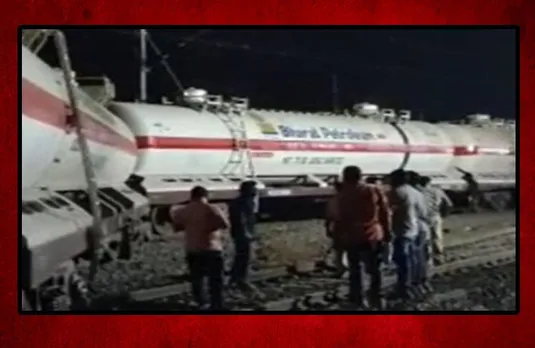 MP Jabalpur News: LPG से भरी मालगाड़ी के 2 डिब्बे पटरी से उतरे, भारत पेट्रोलियम डिपो के पास टला बड़ा हादसा