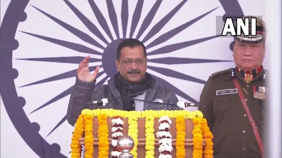 100 percent vaccination Delhi: दिल्ली में 100% लोगों को दी गई वैक्सीन की पहली डोज़