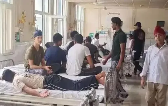 Sports News: खिलाड़ियों के खानें में मिली गिरी हुई छिपकली, 48 प्लेयर्स हुए बीमार