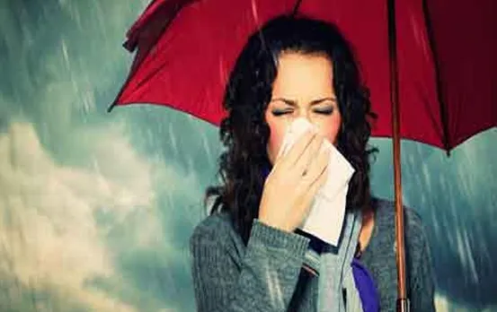 Common Monsoon Diseases: बरसात के मौसम का हुआ आगाज, फैलेंगी ये बीमारियां, जानें बचाव के उपाय