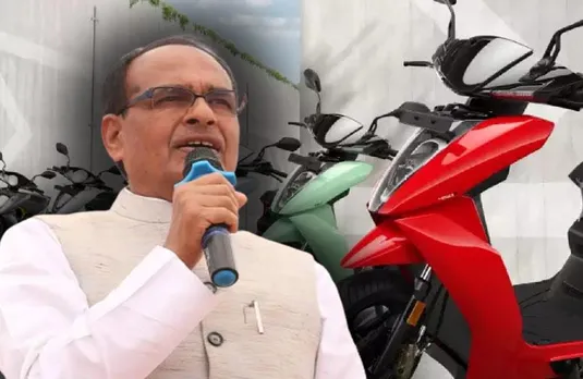 MP News: छात्रों को CM का बड़ा तोहफा, हाथ में आई स्कूटी की चाबी, शहडोल को एयरपोर्ट सहित चार बड़ी सौगातें