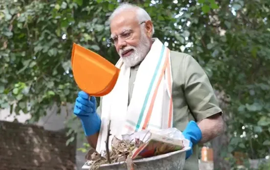 Swachhata Hi Seva 2023 Campaign: प्रधानमंत्री ने उठाया झाड़ू, एक पार्क में किया श्रमदान, ये पहलवान भी रहा साथ