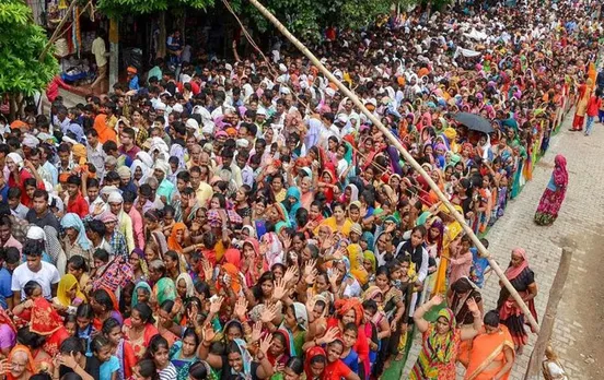Radha Ashtami In Barsana: मथुरा के बरसाना में राधाष्टमी पर हुआ हादसा, सीएम योगी ने जताया दुख