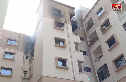 Raipur News: कड़ी मशक्कत के बाद अपार्टमेंट में लगी आग पर पाया काबू, यह आई परेशानी