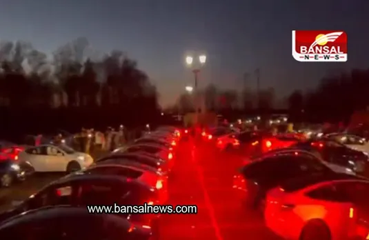 Watch: नाटु-नाटु गाने पर टेस्ला कारों का लाईट शो देखा क्या? देखें वायरल वीडियो