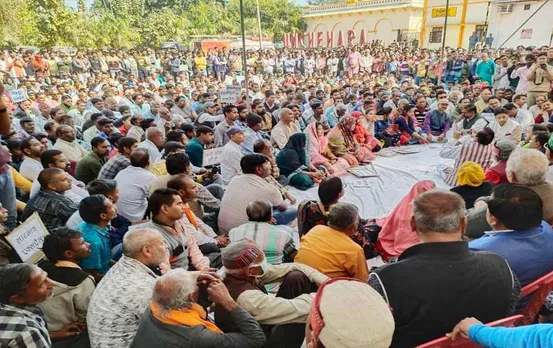 Satna: सतना जिले के उचेहरा स्टेशन पर गाड़ियों के स्टोपेज की मांग, जानें पूरी खबर