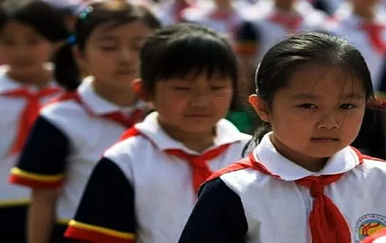 Success Story: चीन की स्कूलों में पढ़ाई जा रही इस भारतीय के संघर्ष की कहानी