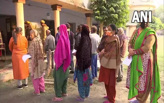 UP election 4th phase update: चौथे चरण का मतदान शुरू, इन नेताओं ने डाला वोट