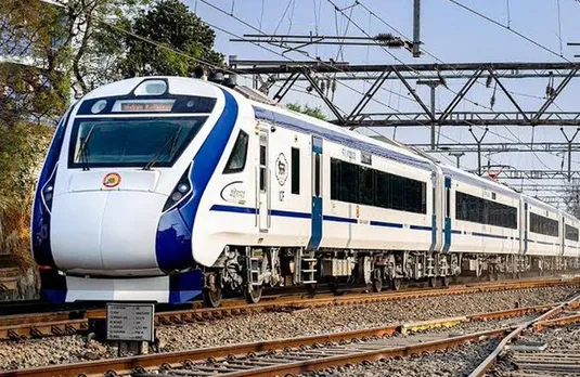 Vande Bharat Sleeper Train: अब शयनयान कोच से सजी ट्रेनें होगी तैयार, भारतीय रेलवे ने दी जानकारी