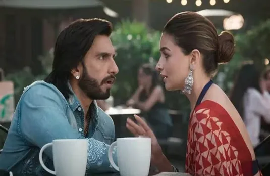 Rocky Aur Rani Kii Prem Kahaani Movie Review: फुल एंटरटेनमेंट और पैसा वसूल है आलिया-रणबीर की कहानी, देखें फिल्म