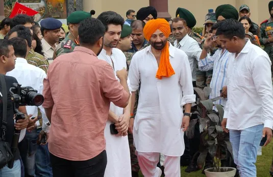 Independence Day 2023 Indore: महू की फौजी छावनी पहुंचे सनी देओल, जोरो-शोरों से मना स्वतंत्रता दिवस