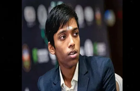 Chess World Cup: शतरंज के फिनाले में पहुंचे ग्रैंडमास्टर आर प्रज्ञानानंदा, राहुल गांधी ने दी बधाई