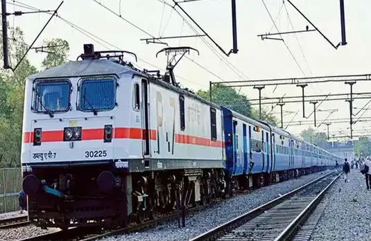 Train Cancelled Update: बिलासपुर के रेल यात्रियों की बढ़ेगी फिर मुश्किलें, इन 20 ट्रेनों को 3 सितंबर तक किया रद्द