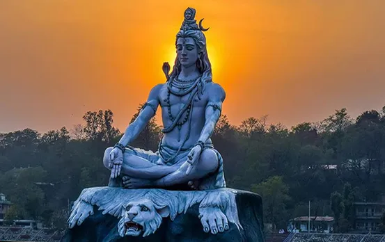 Religious Places In India:  भारत के 6 सबसे प्रसिद्ध तीर्थ स्थान, यहां जाने से आपको मिलेगी शांति और दूर होंगी परेशानियां