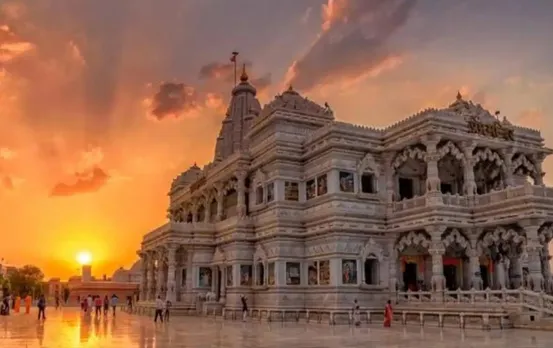 वृन्दावन में खाने को लेकर न हों परेशान, यहां मुफ्त मिलता है बढ़िया खाना, जानिए ऐसी ही कुछ और जानकारी