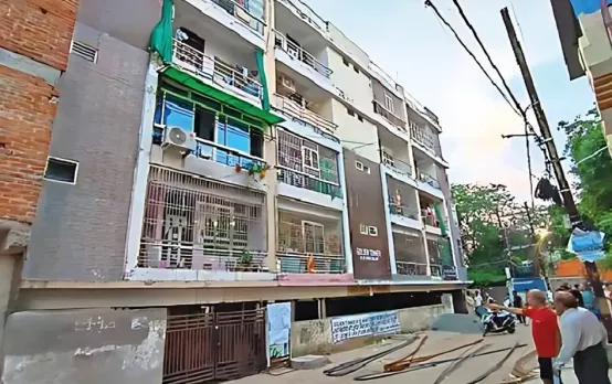 ग्वालियर में गोल्डन टॉवर के 2 पिलर और चटके: प्रशासन ने नहीं लिया एक्शन, लोग यहां-वहां रहने को मजबूर, ये हैं मांग