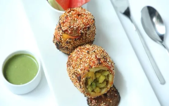 Tasty Aalu Tilnaaj Recipe: घरवालों को खिलाएं मानसून का नया टेस्टी स्नैक आलू तिलनाज़, आसान रेसिपी से होगा तैयार