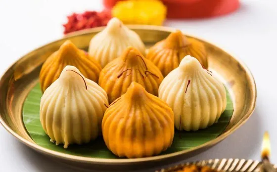 Poha Modak Recipe: गणेश चतुर्थी पर बनाएं पोहा और गुड़ का स्वादिष्ट प्रसाद! जानें साउथ की ये फेमस रेसिपी