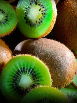 These people should not eat kiwi even by mistake