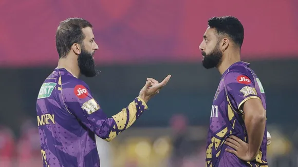 “I am used to bowling with someone who is better than me” - Moeen Ali on bowling with Varun Chakravarthy