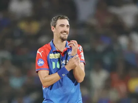 “I don’t reckon it makes a difference” - Mitchell Starc opens up on saliva usage in IPL 2025