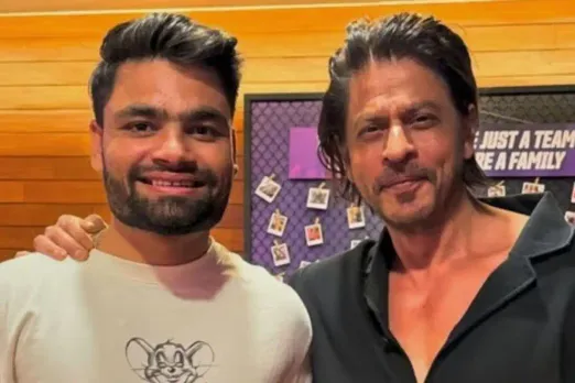 Shah-Rukh-Khan-With-Rinku-Singh-2025-08-d69e80ec8b9e620747ca4d9900fafc15-3x2