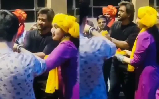 MS Dhoni joins Ganesh Chaturthi celebration