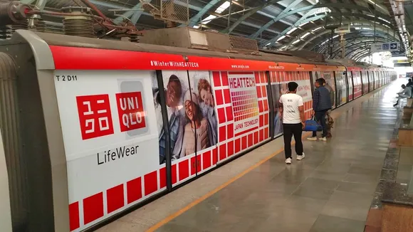 UNIQLO HEATTECH Branding at Delhi Metro Station