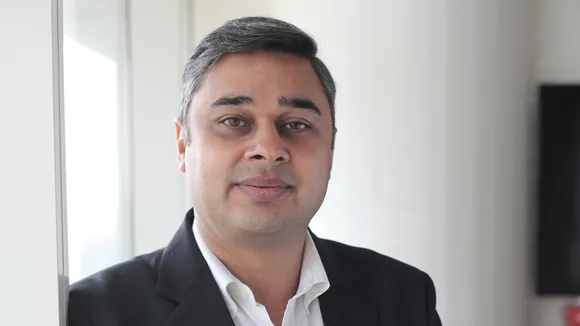  Rohit Suri 