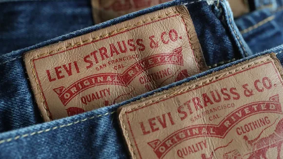 Levi’s onboards UM 